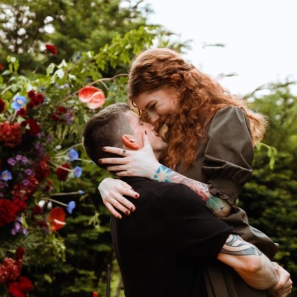 Meet your Posher, Shannon - Picture 1 of 1